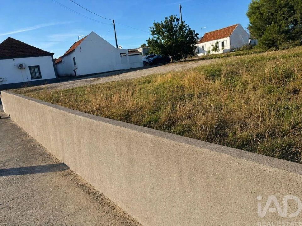 Terreno para Venda em Almeirim Foto 1