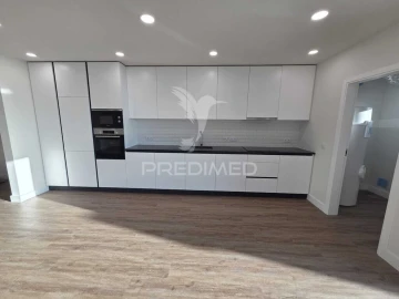 Moradia T4 para Venda em Aradas
