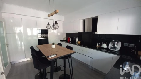 Moradia T3 para Venda em Loule (São Clemente)