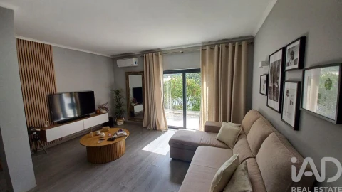 Moradia T3 para Venda em Loule (São Clemente)