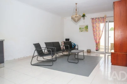 Moradia T2 para Venda em Santa Maria, São Pedro e Matacães