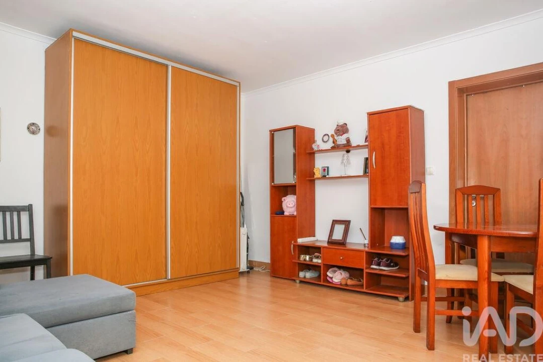 Moradia T2 para Venda em Santa Maria, São Pedro e Matacães Foto 4