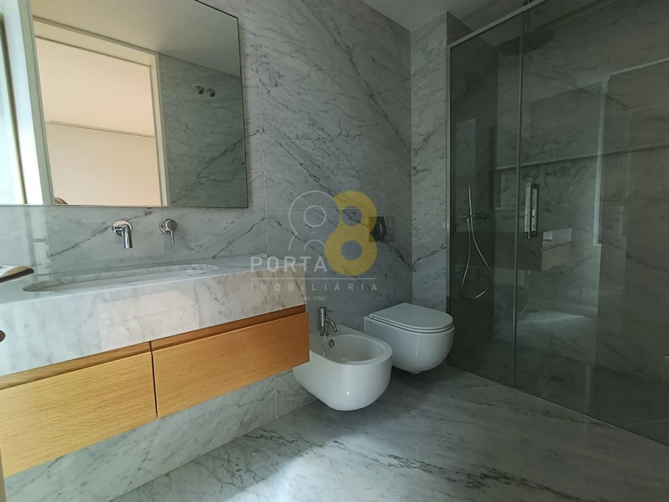 Apartamento T2 para Venda em Aldoar, Foz do Douro e Nevogilde Foto 10