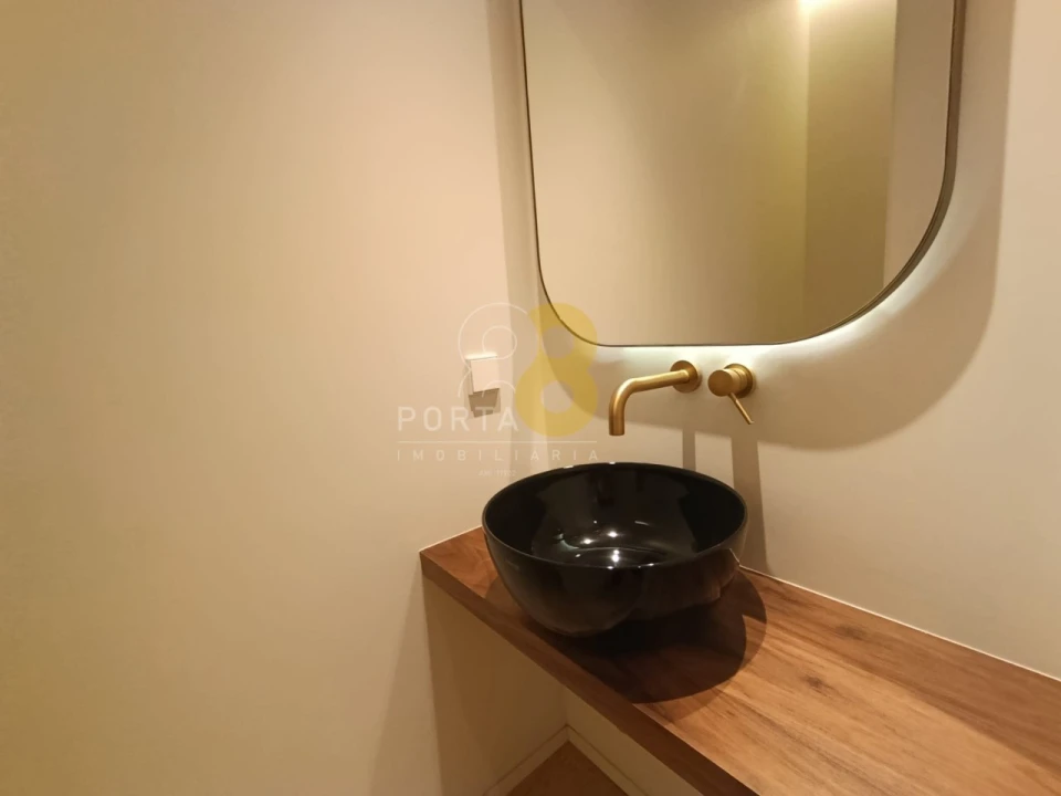 Apartamento T2 para Venda em Aldoar, Foz do Douro e Nevogilde Foto 14