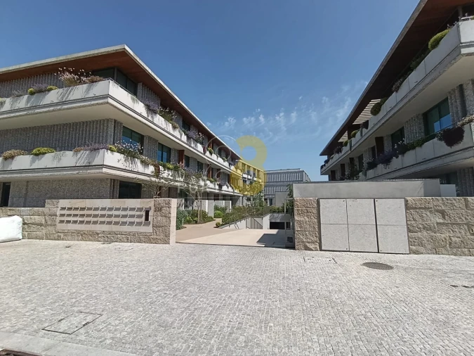 Apartamento T2 para Venda em Aldoar, Foz do Douro e Nevogilde Foto 2