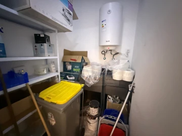 Negócio para Venda em Encosta do Sol