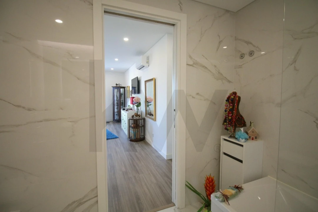 Apartamento T2 para Venda em Póvoa de Santa Iria e Forte da Casa Foto 44