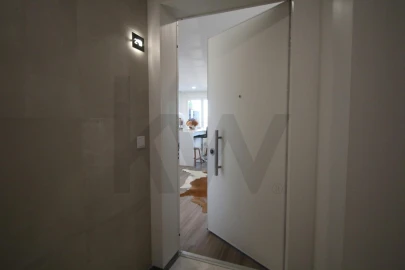 Apartamento T2 para Venda em Póvoa de Santa Iria e Forte da Casa