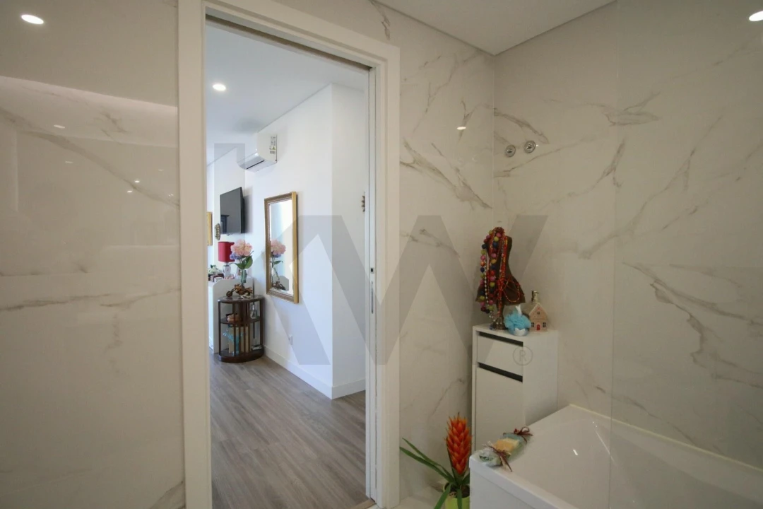 Apartamento T2 para Venda em Póvoa de Santa Iria e Forte da Casa Foto 49