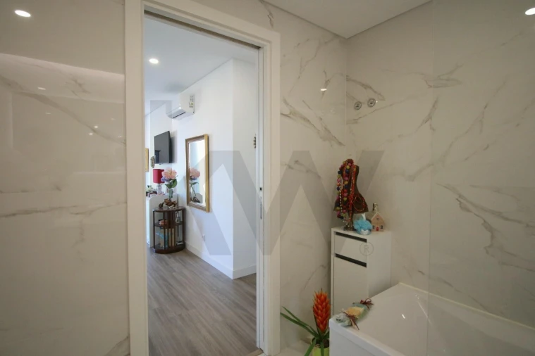 Apartamento T2 para Venda em Póvoa de Santa Iria e Forte da Casa Foto 49