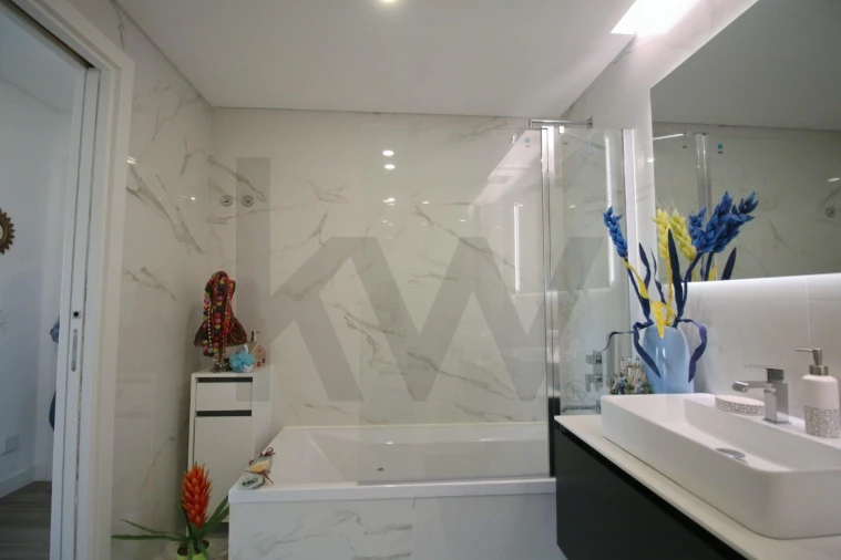Apartamento T2 para Venda em Póvoa de Santa Iria e Forte da Casa Foto 48