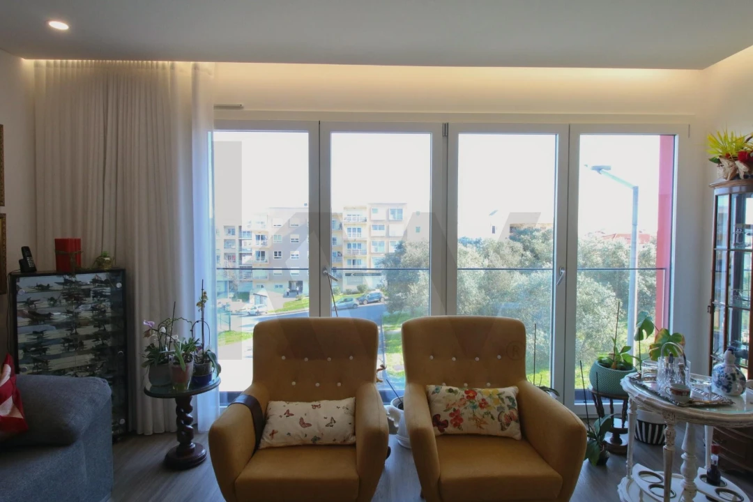 Apartamento T2 para Venda em Póvoa de Santa Iria e Forte da Casa Foto 12