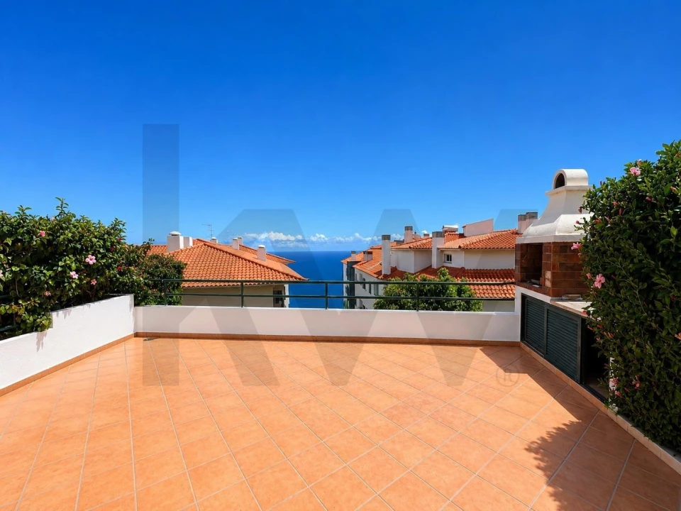 Apartamento T2 para Venda em Caniço Foto 3
