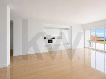 Apartamento T2 para Venda em Caniço