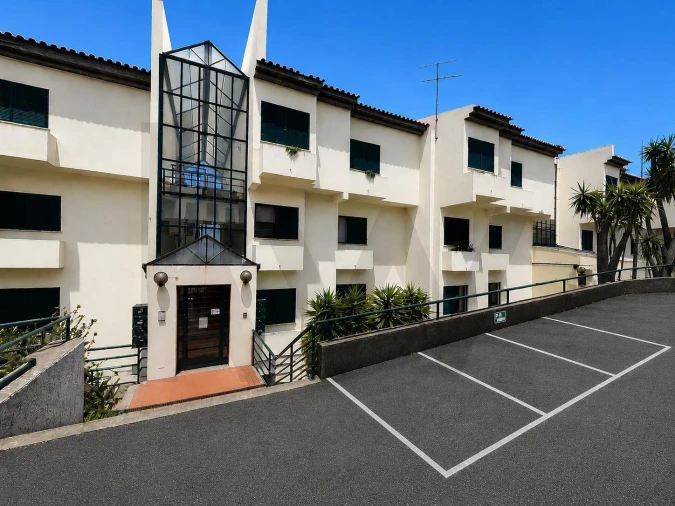 Apartamento T2 para Venda em Caniço Foto 13