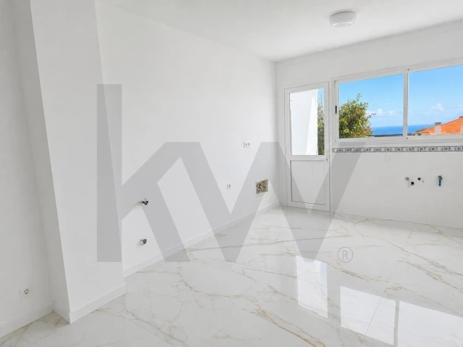 Apartamento T2 para Venda em Caniço Foto 6