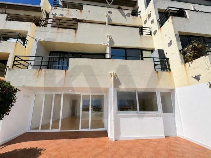 Apartamento T2 para Venda em Caniço Foto 12