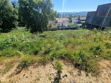Terreno para Venda em São João da Madeira