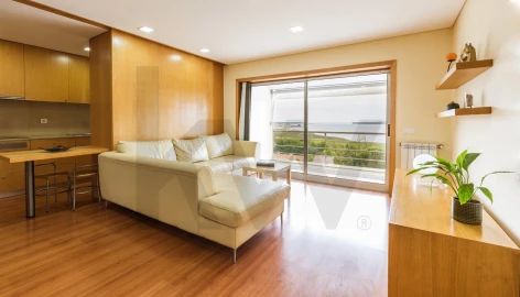 Apartamento T2 para Arrendamento em Seixas
