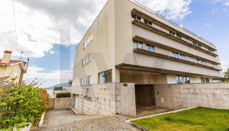 Apartamento T2 para Arrendamento em Seixas