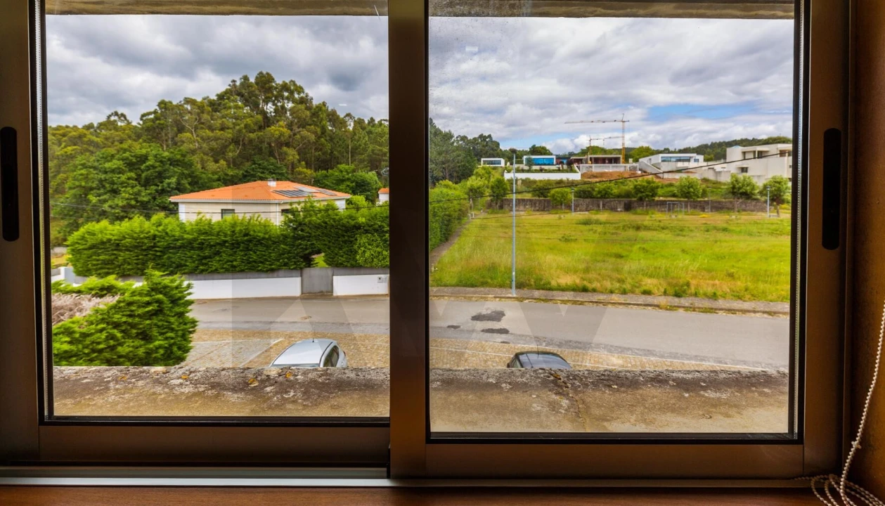 Apartamento T2 para Arrendamento em Seixas Foto 16