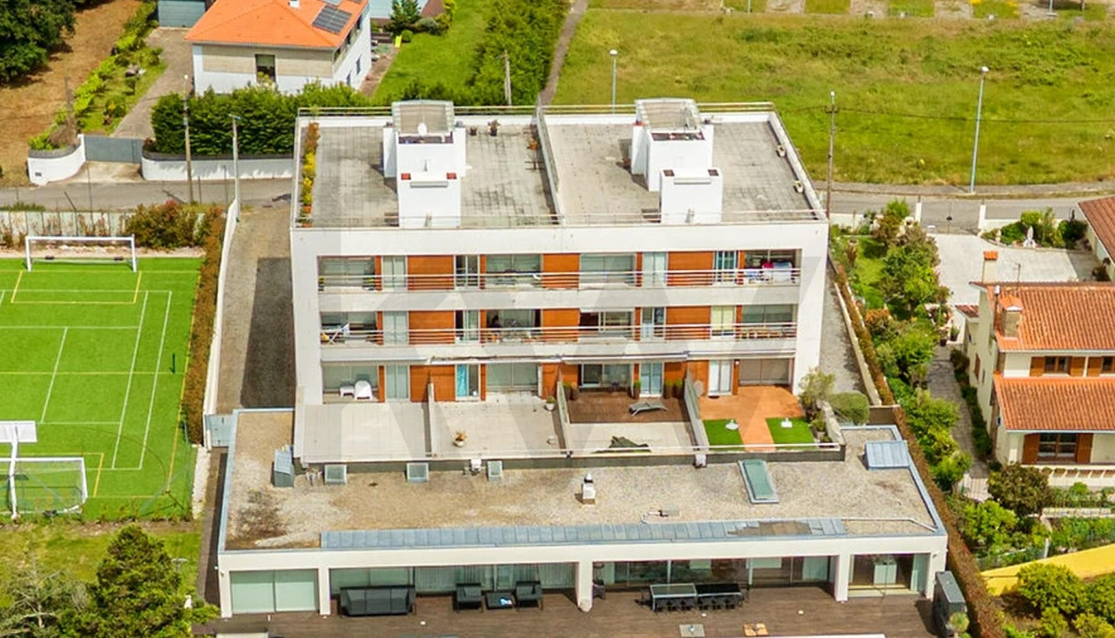 Apartamento T2 para Arrendamento em Seixas Foto 25