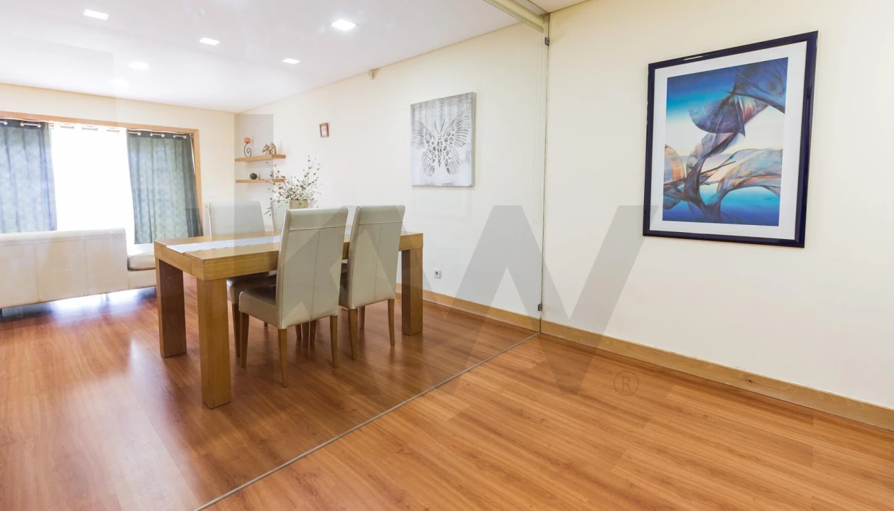 Apartamento T2 para Arrendamento em Seixas Foto 11