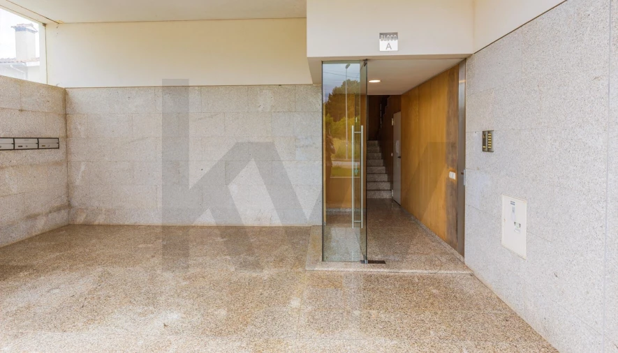 Apartamento T2 para Arrendamento em Seixas Foto 22