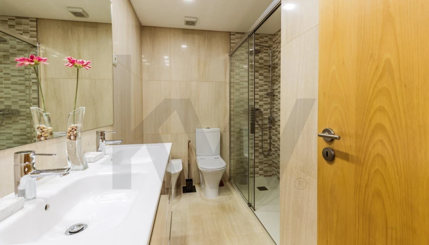 Apartamento T2 para Arrendamento em Seixas Foto 13