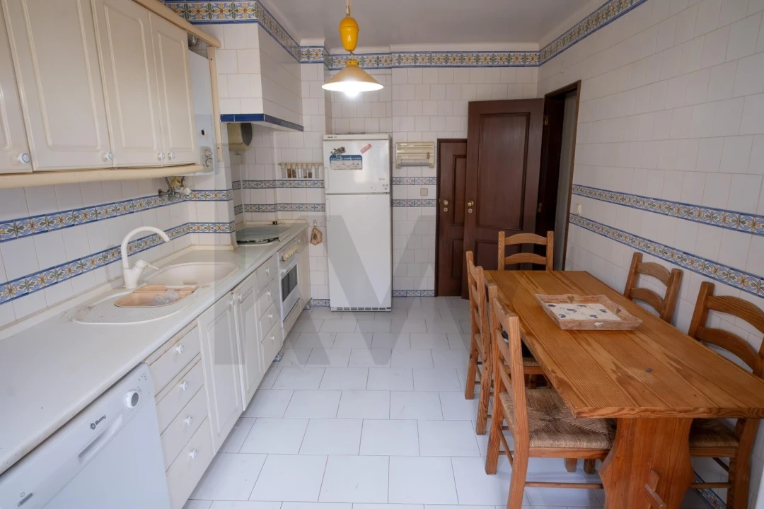 Apartamento T5 para Venda em Romeira e Várzea Foto 10