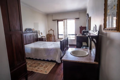 Apartamento T5 para Venda em Romeira e Várzea