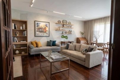 Apartamento T5 para Venda em Romeira e Várzea