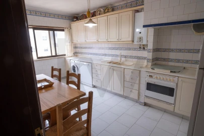 Apartamento T5 para Venda em Romeira e Várzea