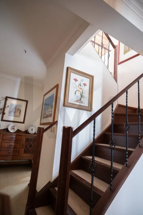 Apartamento T5 para Venda em Romeira e Várzea