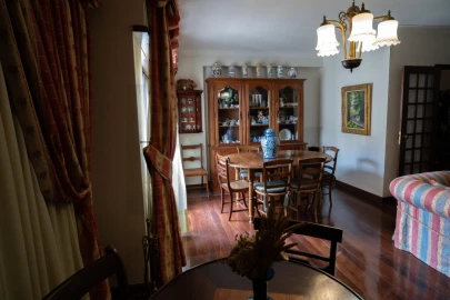 Apartamento T5 para Venda em Romeira e Várzea