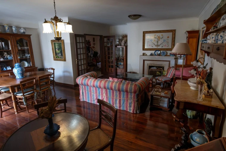 Apartamento T5 para Venda em Romeira e Várzea Foto 5