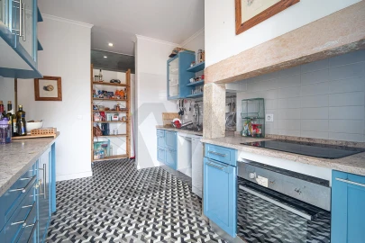 Apartamento T4 para Venda em Arroios