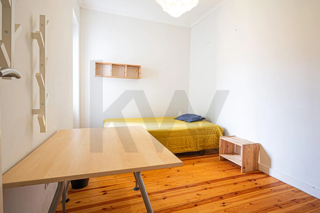 Apartamento T4 para Venda em Arroios Foto 7