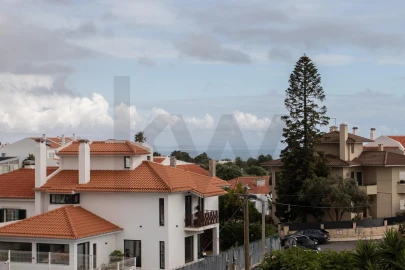 Moradia T5 para Venda em Carcavelos e Parede