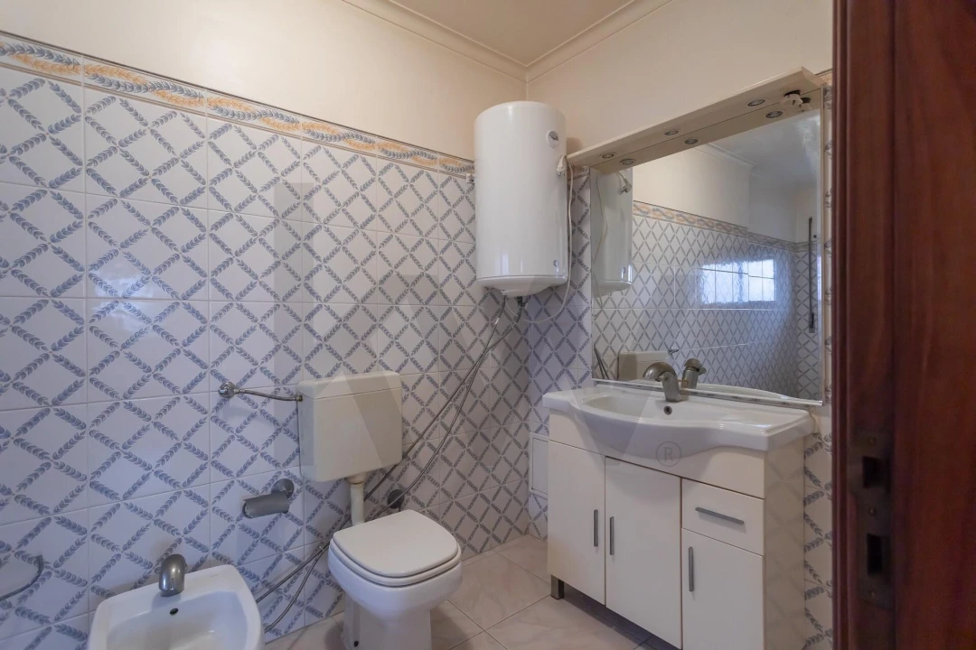 Moradia T5 para Venda em Carcavelos e Parede Foto 36