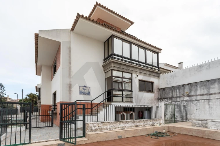 Moradia T5 para Venda em Carcavelos e Parede Foto 7
