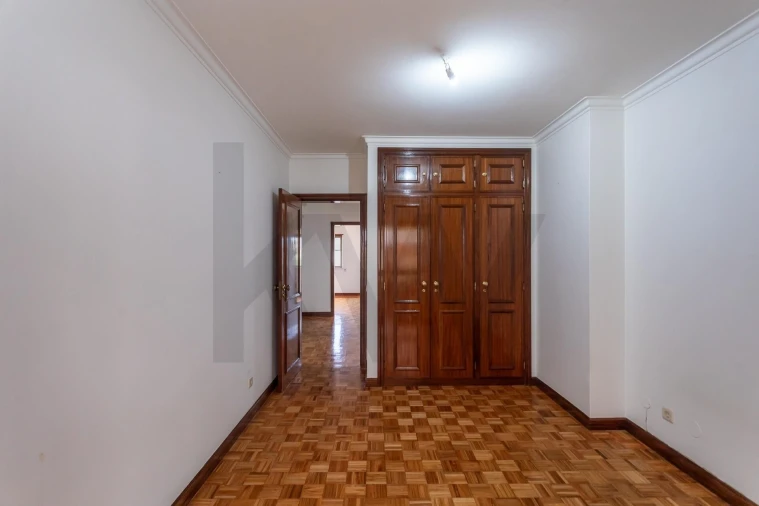 Moradia T5 para Venda em Carcavelos e Parede Foto 29