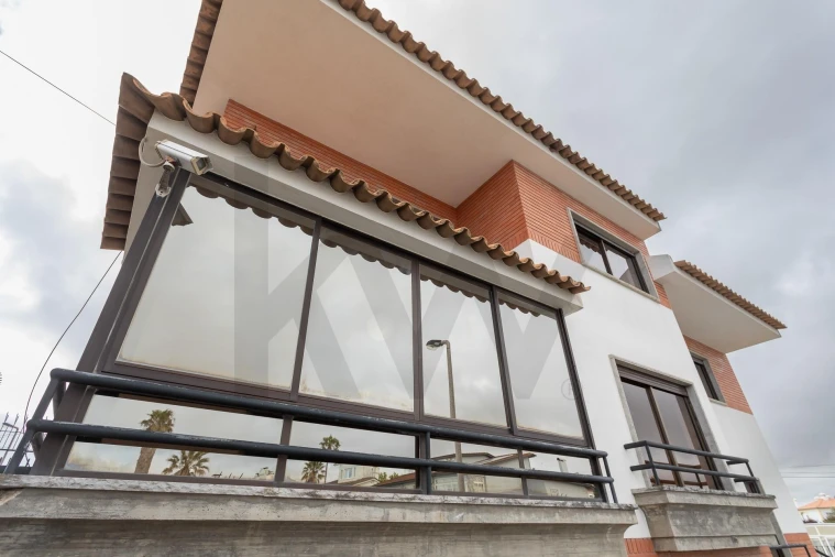 Moradia T5 para Venda em Carcavelos e Parede Foto 11