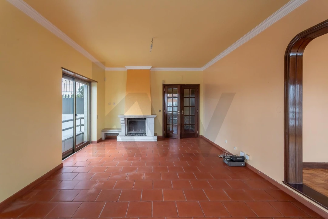 Moradia T5 para Venda em Carcavelos e Parede Foto 63