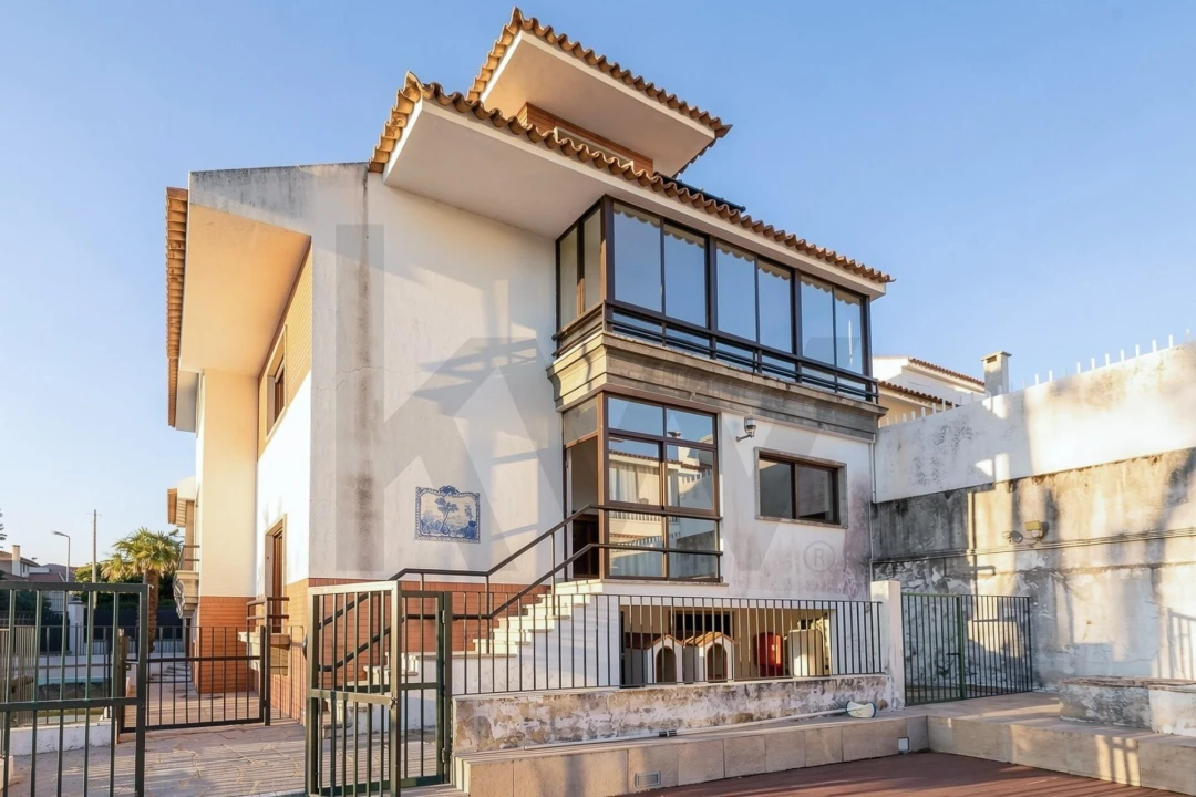 Moradia T5 para Venda em Carcavelos e Parede Foto 2