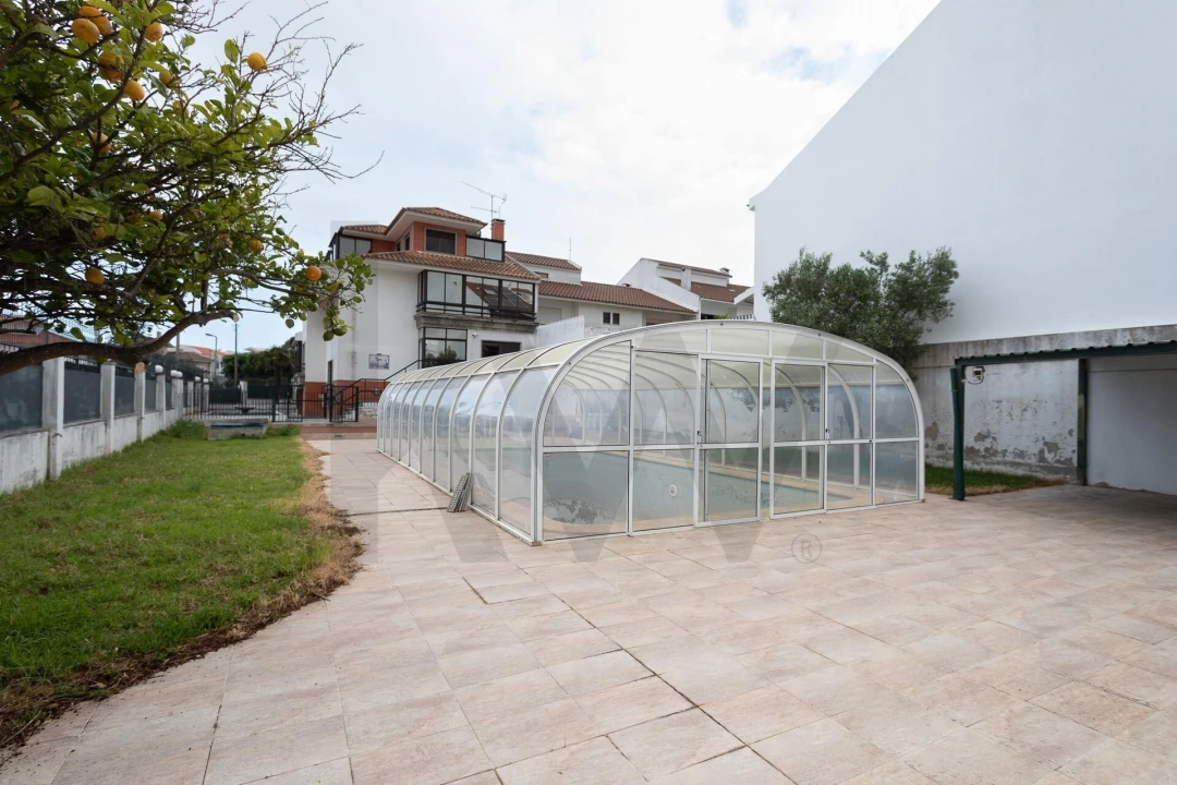 Moradia T5 para Venda em Carcavelos e Parede Foto 58