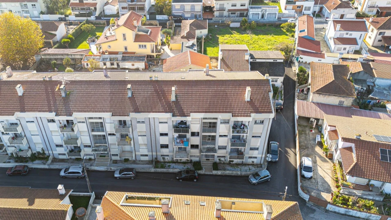 Apartamento T3 para Arrendamento em Beduído e Veiros Foto 1