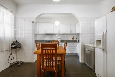 Moradia T3 para Venda em Santo Antonio
