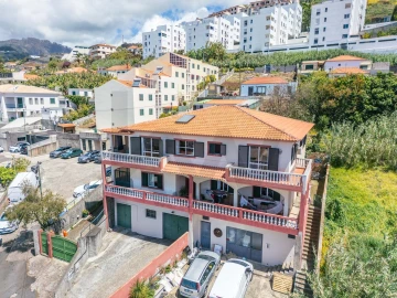 Moradia T3 para Venda em Santo Antonio