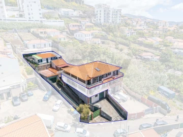 Moradia T3 para Venda em Santo Antonio